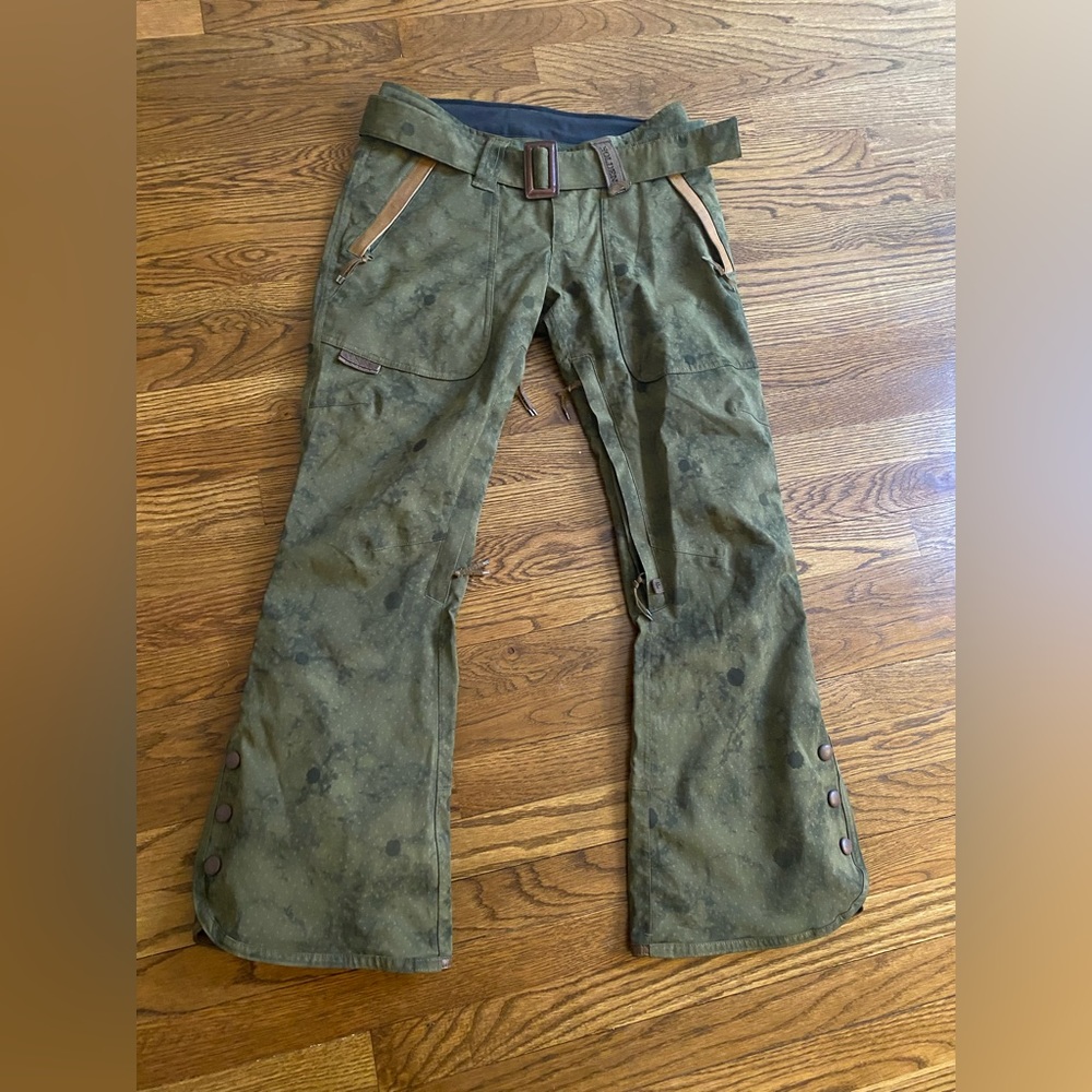 Holden Snow Pant Size Small